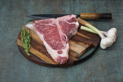 Wagyu T-Bone BMS 8+