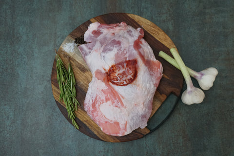 Lamschouder zonder schenkel